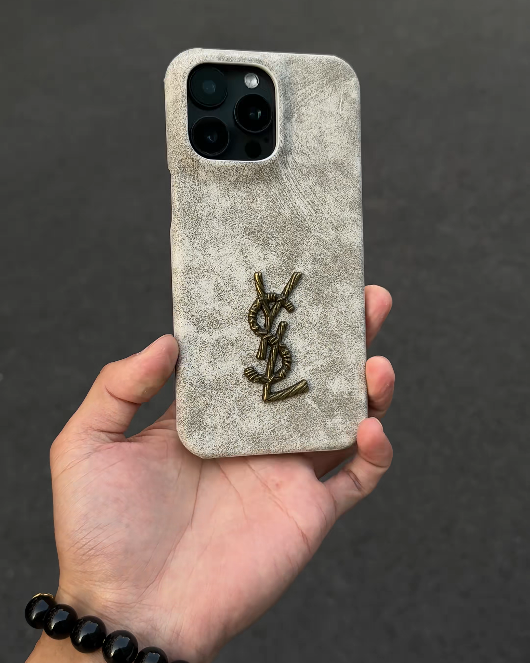 聖羅蘭扎染立標翻毛皮手機殼